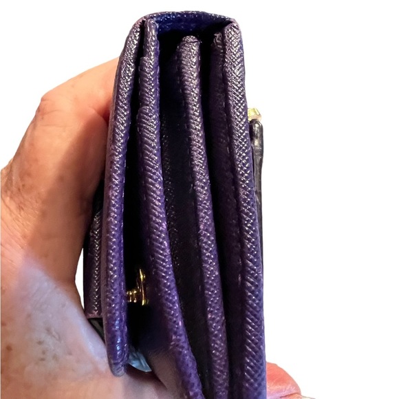 Prada Saffiano Leather Fiocco (bow flap) in RARE Violeta Purple 1M1132 - Picture 10 of 13